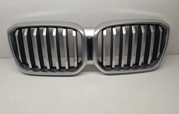 BMW X3 G01 Front bumper upper radiator grill 10627111 51139881906 9881906