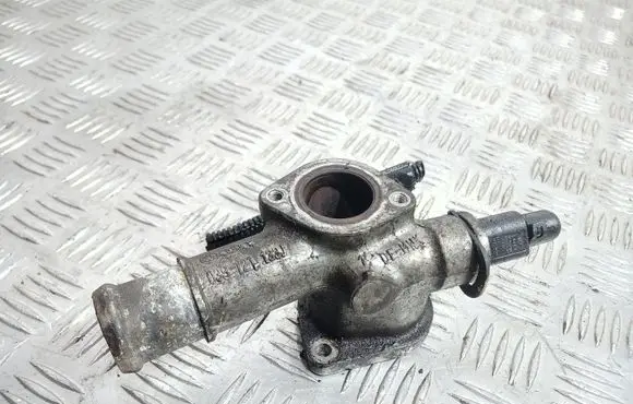 Ford Galaxy Engine coolant pipe/hose 038121133J