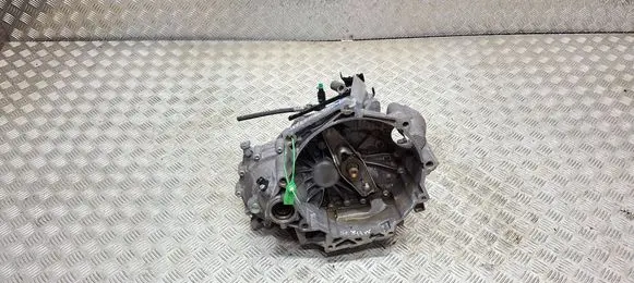 Volkswagen T-Roc Manual 5 speed gearbox S27698463 UFC