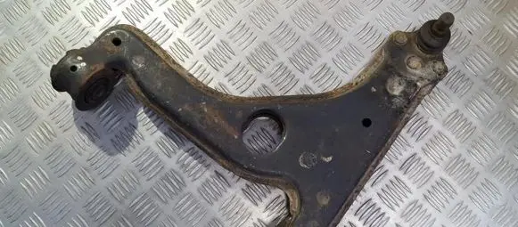 Opel Vectra B Front lower control arm/wishbone
