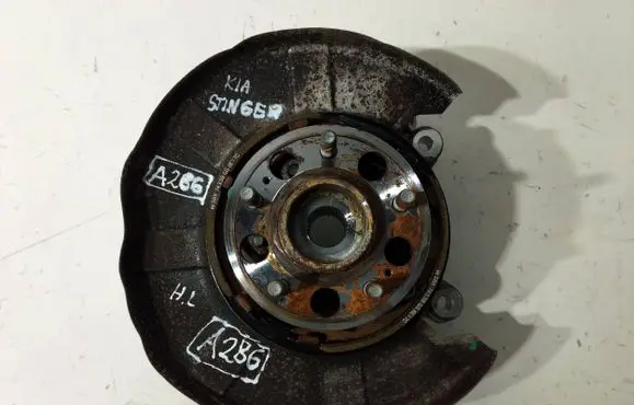 KIA Stinger Rear wheel hub spindle/knuckle J25L