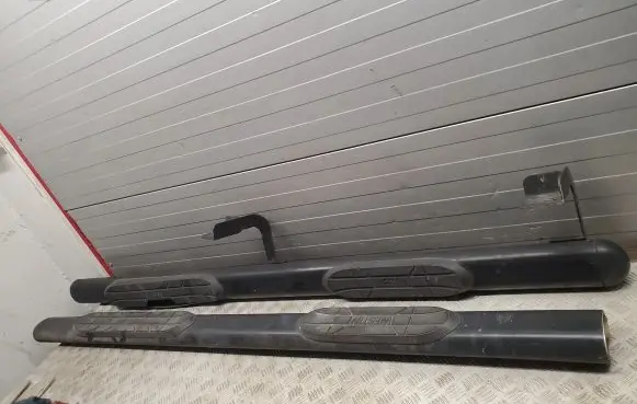 Dodge RAM Sill