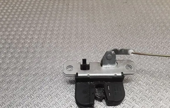 Seat Ibiza III (6L) Tailgate/trunk/boot lock/catch/latch 6L6827505A