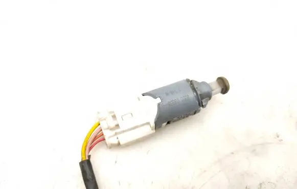 Renault Kangoo II Brake pedal sensor switch 8200168238B