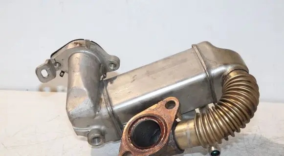Nissan Qashqai EGR valve cooler 147350678R