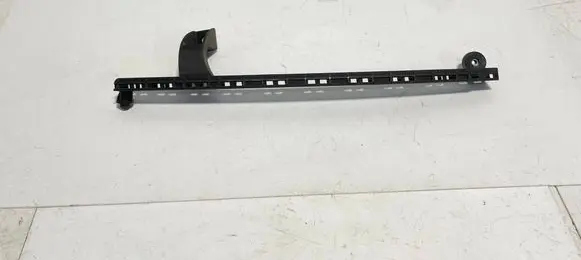 Audi Q2 - Rear door windshield rail 81A839067 37508