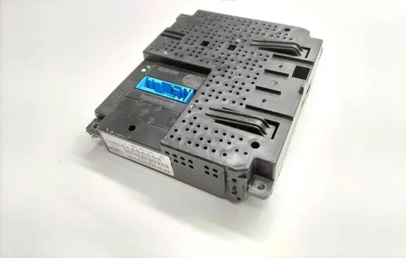 Fiat Grande Punto Engine control unit/module 51806090