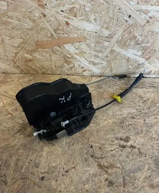BMW 5 E60 E61 Front door lock A046998 720214