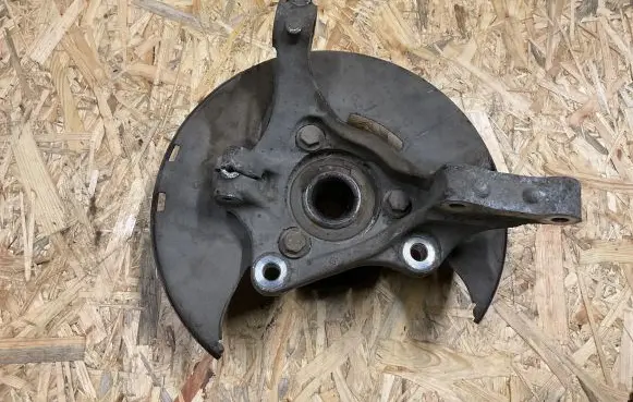 Opel Insignia A Front wheel hub