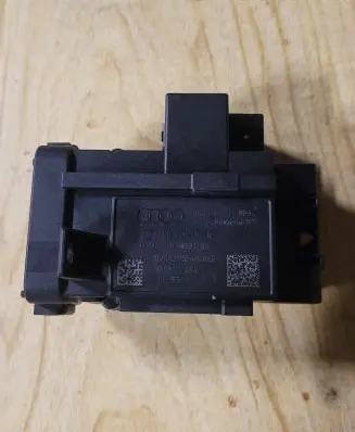 Audi A5 8T 8F Ignition lock 8K0909131