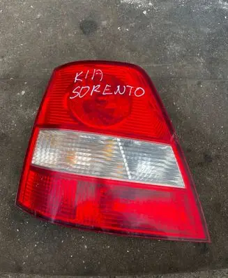 KIA Sorento Rear/tail lights