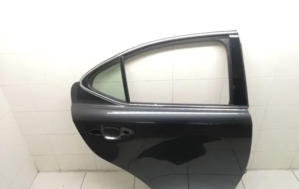 Lexus IS 220D-250-350 Rear door
