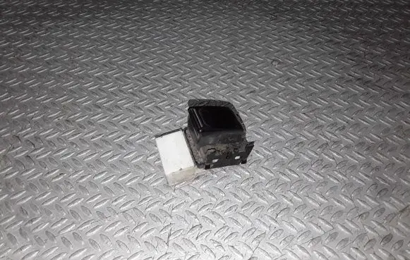 Suzuki Liana Electric window control switch