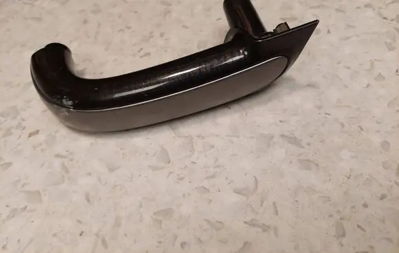 KIA Sorento Front door interior handle trim 