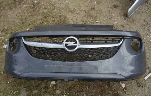 Opel Adam Front bumper 13831118254