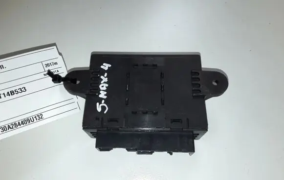 Ford S-MAX Door control unit/module DG9T14B533
