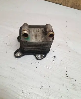Opel Astra H Engine oil radiator 83933 8972270080