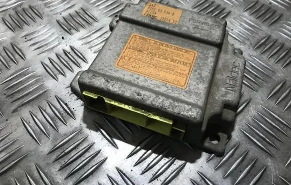 Mazda 323 F Airbag control unit/module b25e57k30b 8j29a
