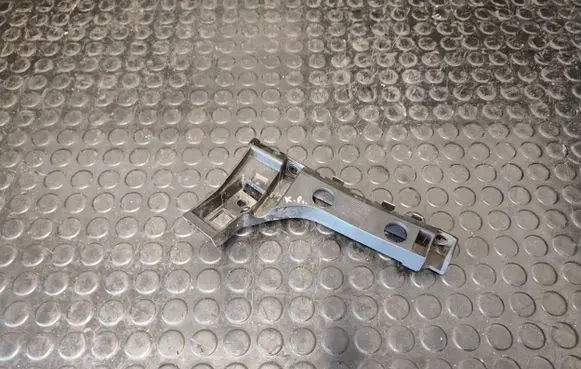 Opel Meriva B Front bumper mounting bracket 13378443