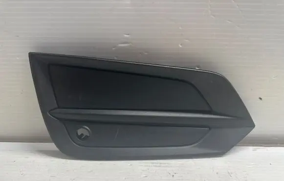 Volvo XC60 Front bumper lower grill 31425187