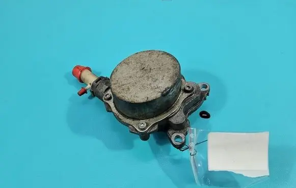 Renault Master III Vacuum pump 146508418B IMPRK1570553