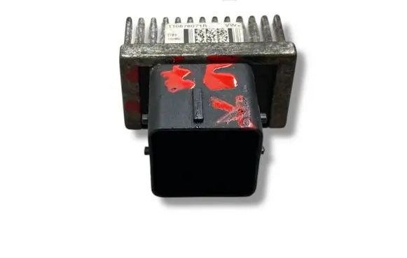 Glow plug pre-heat relay