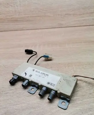 BMW 5 E39 Aerial antenna amplifier 6906082