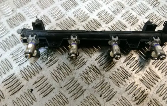 Fuel injectors set