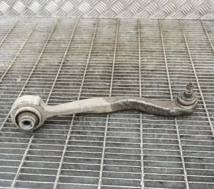 Mercedes-Benz C W204 Front lower control arm/wishbone A20446