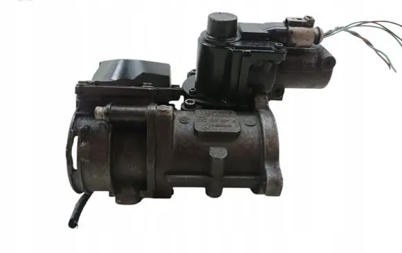Volkswagen Caddy Throttle valve 030129637A