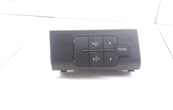 Headlight level height control switch