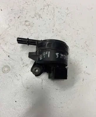 Ford Focus Turbo solenoid valve 98AB8C915AB 4A2110