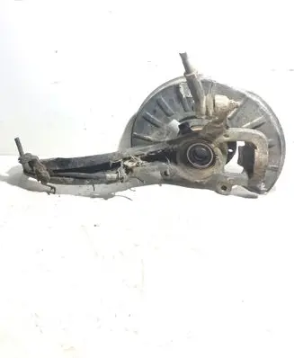 Volkswagen Touareg II Front wheel hub 7P0407246A