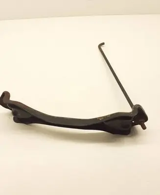 Toyota Land Cruiser (J120) Battery bracket 