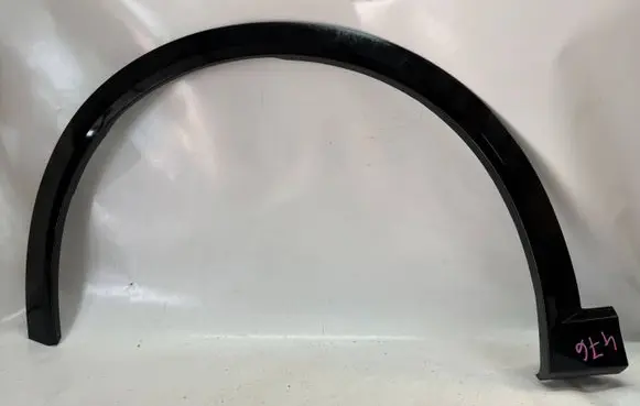 Audi e-tron Front arch trim 4KE853717