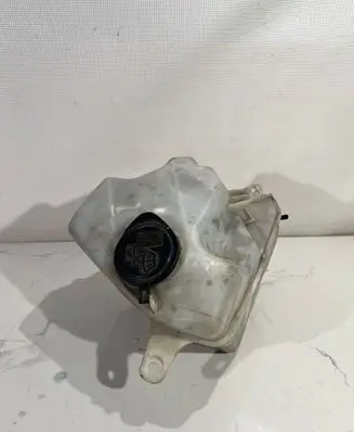 Toyota Prius (XW20) Windshield washer fluid reservoir/tank 060851145