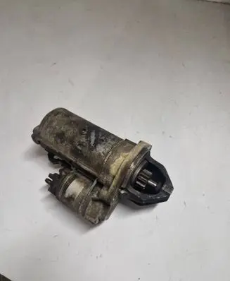 Mercedes-Benz Vito Viano W639 Starter motor 0051511301