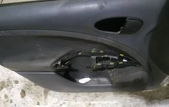 Seat Altea Front door card panel trim 