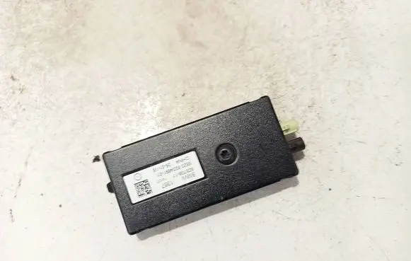 BMW X5 F15 Antenna control unit 6520933469101
