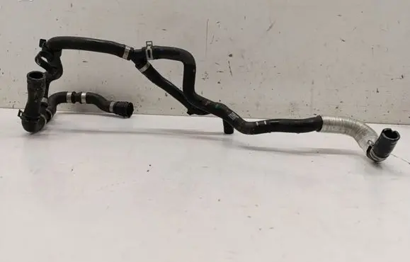 Volvo XC90 Engine coolant pipe/hose 31368127 32249657