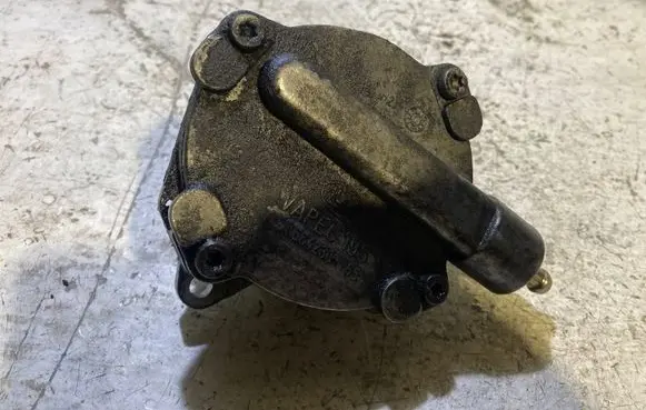 SsangYong Rexton Vacuum pump A6642300365 050226