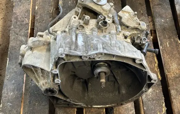 Peugeot 5008 Manual 6 speed gearbox 20EA11