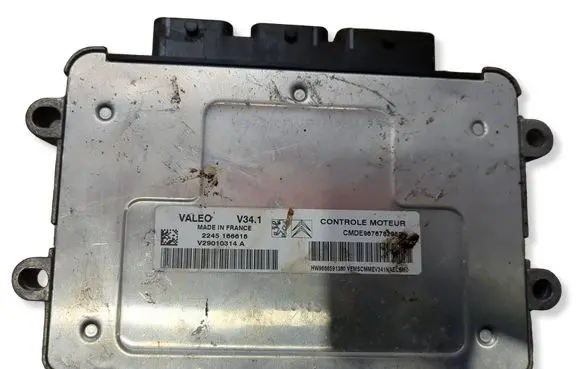 Citroen C3 Engine control unit/module V29010314A 2245166618