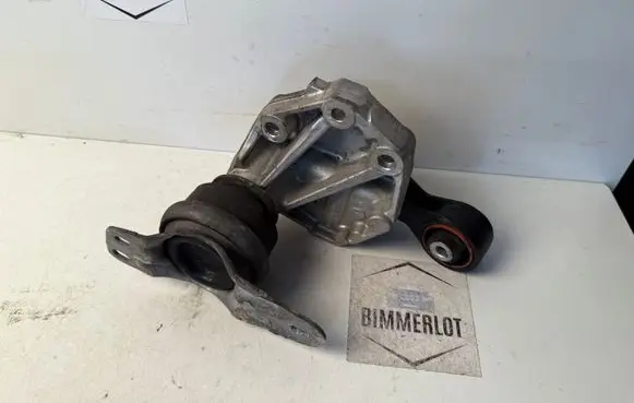 Engine mount bracket