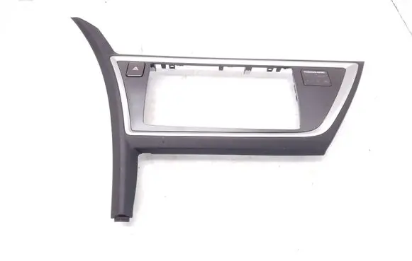 Toyota Auris E180 Radio/GPS head unit trim 5540502430 5540502440