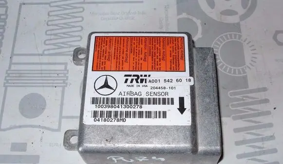 Mercedes-Benz ML W163 Airbag control unit/module A0015426018