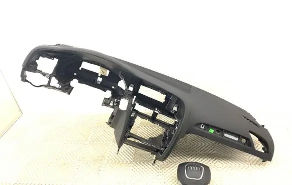 Audi A4 S4 B8 8K Dashboard