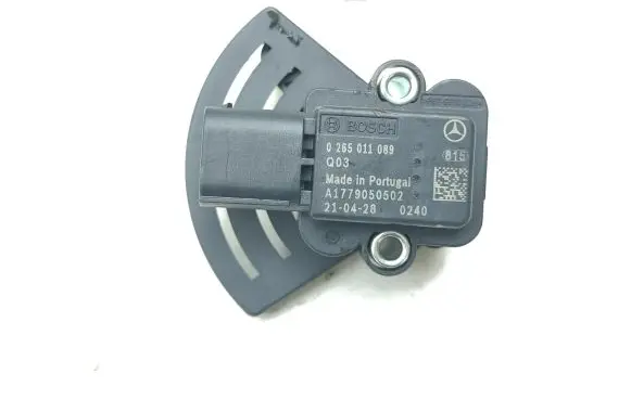 Mercedes-Benz EQA Brake pedal sensor switch 0265011089 A1779050502
