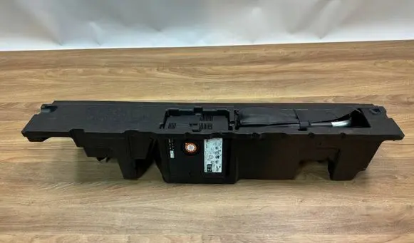 Audi SQ7 Tool set 4M0012109L