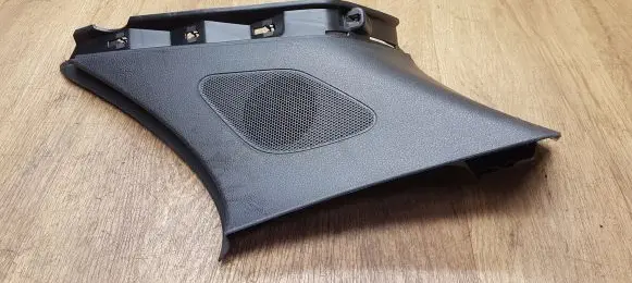 Porsche Macan (95B) (D)pillar trim (top) 95B867246